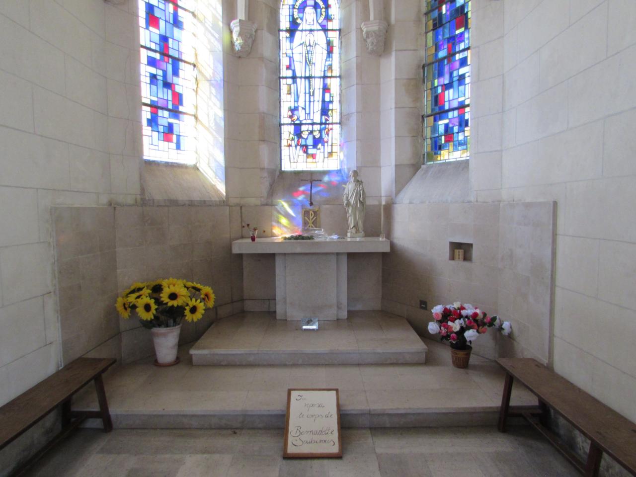 017.Chapelle St Joseph - intérieur
