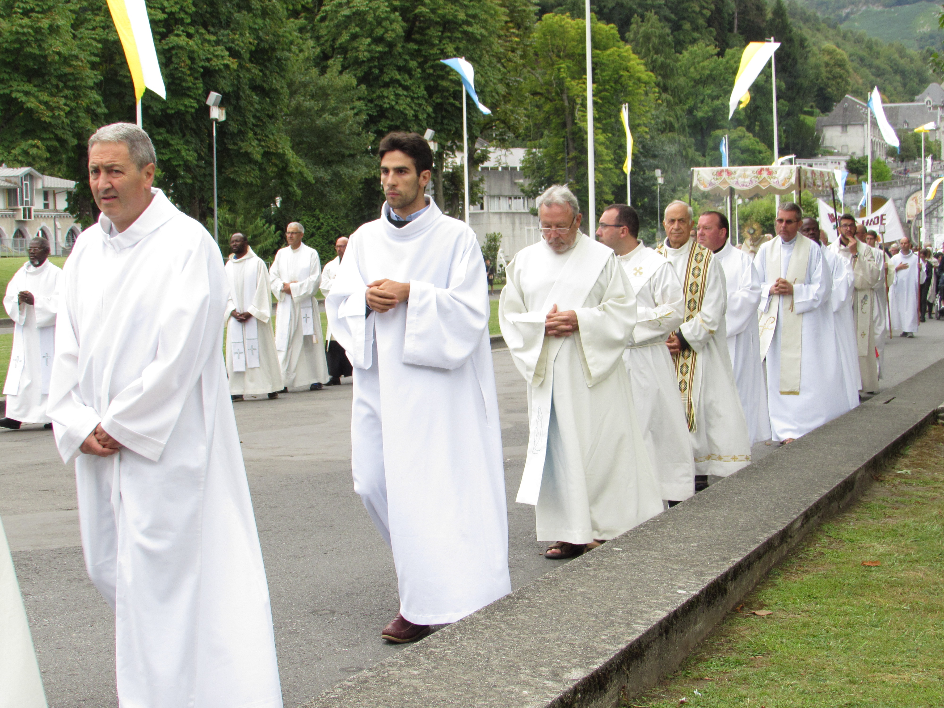 09.08-4067-Procession Eucharistique