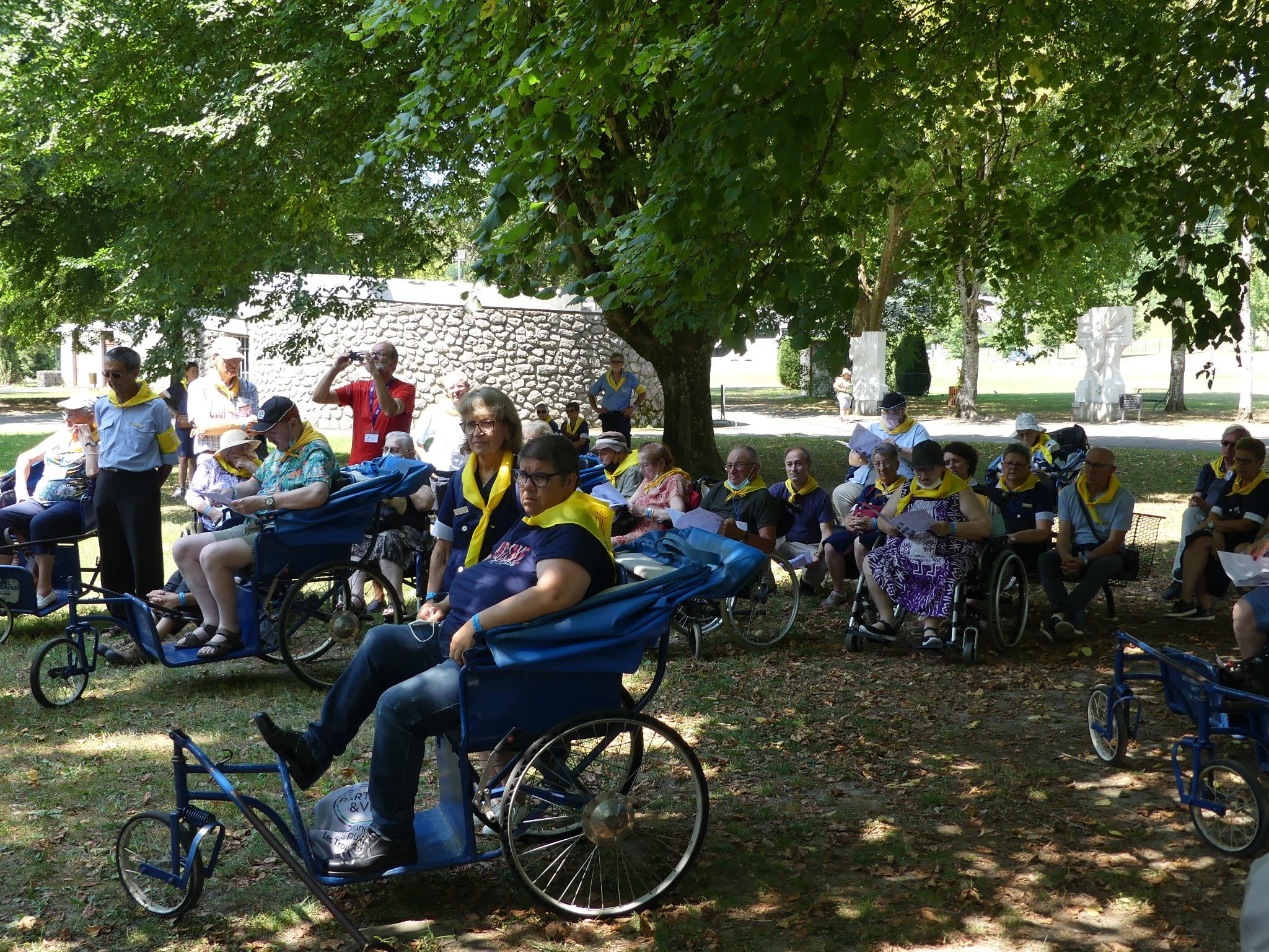 2022 08 07 - chemin de croix (animé par le groupe Handi'Evangile)