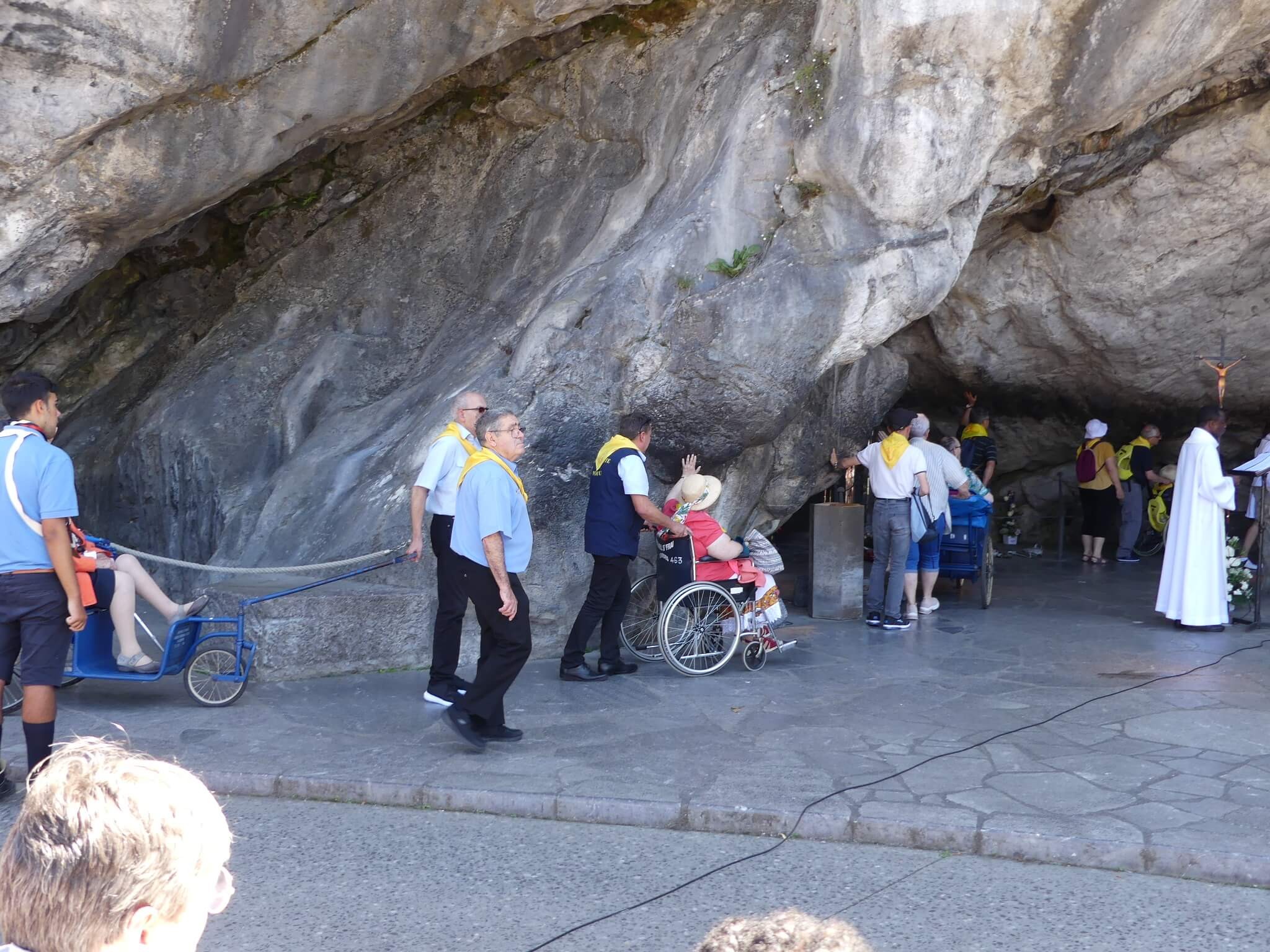 2023 08 08 passage a la grotte 4 