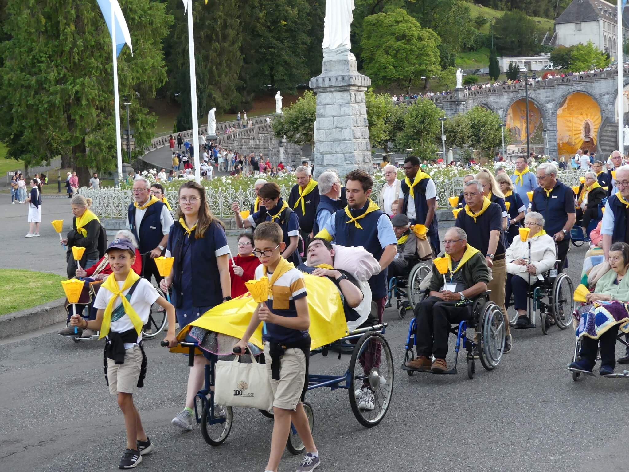 2023 08 08 procession mariale 15 