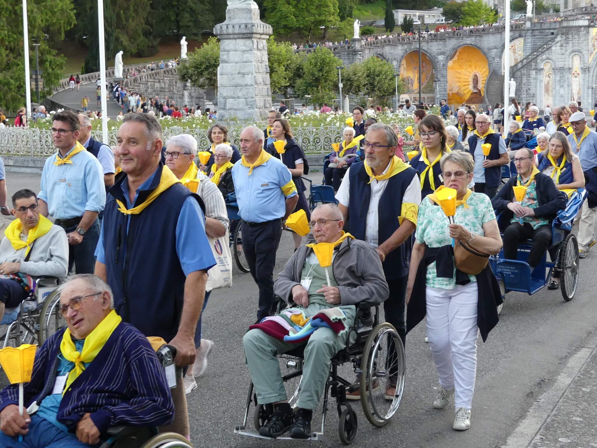 2023 08 08 procession mariale 19 