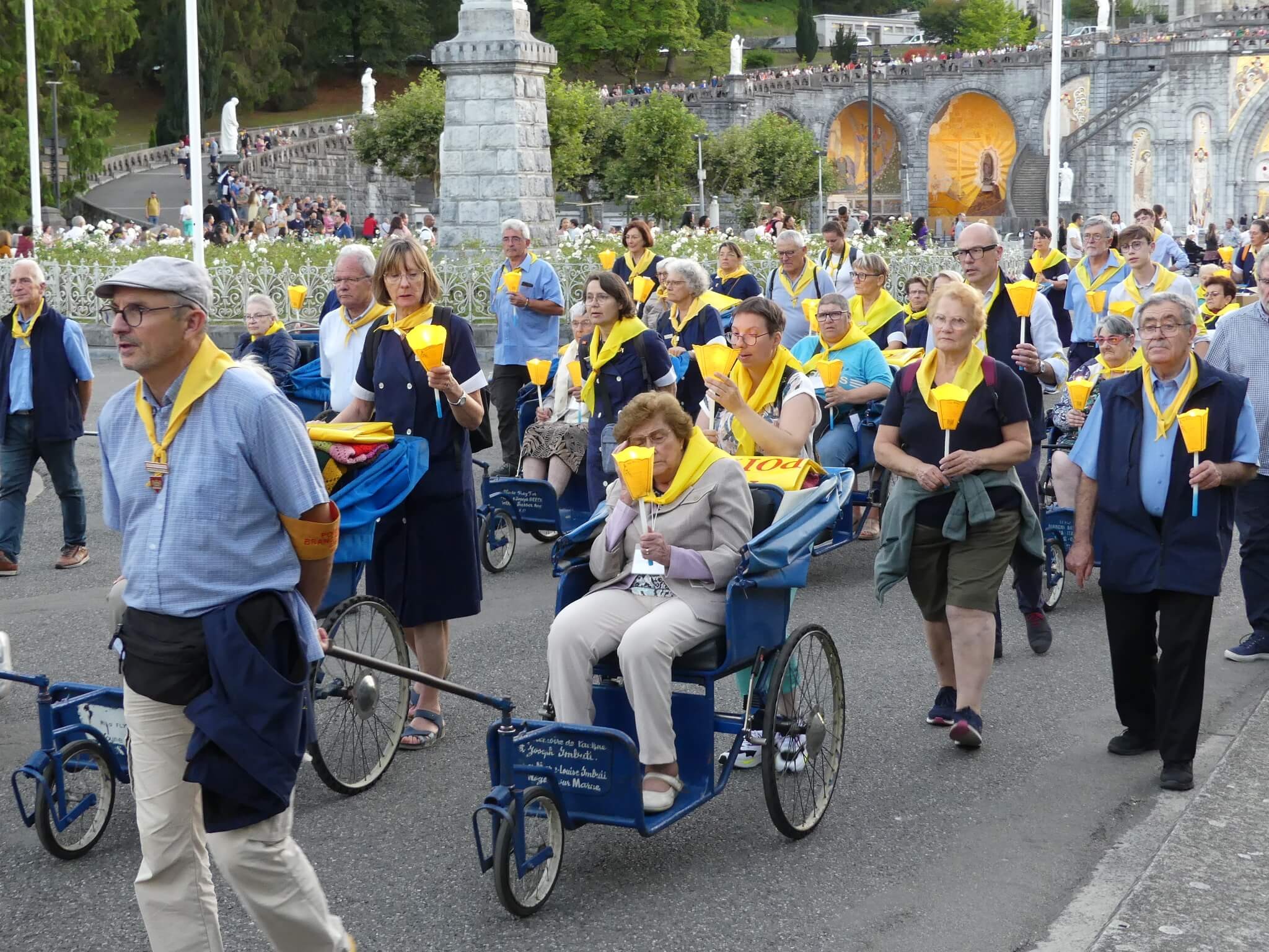 2023 08 08 procession mariale 21 