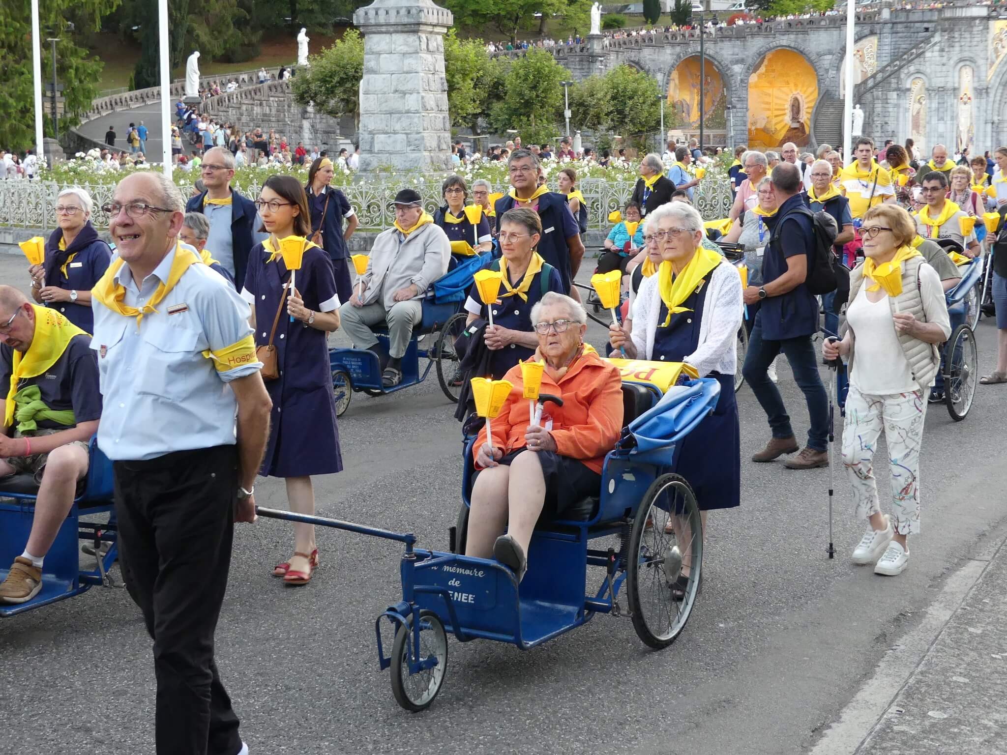 2023 08 08 procession mariale 27 