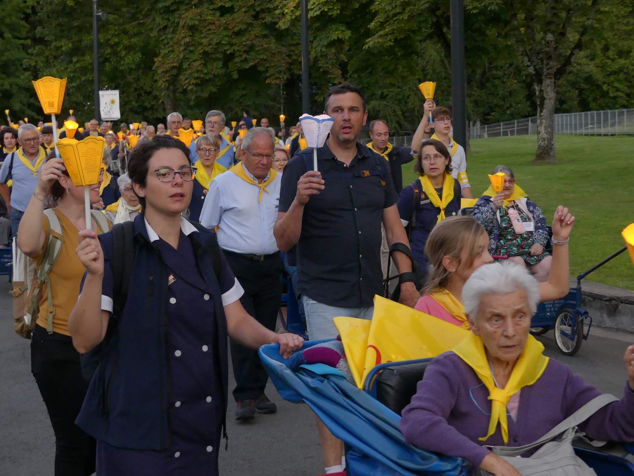 2023 08 08 procession mariale 57 