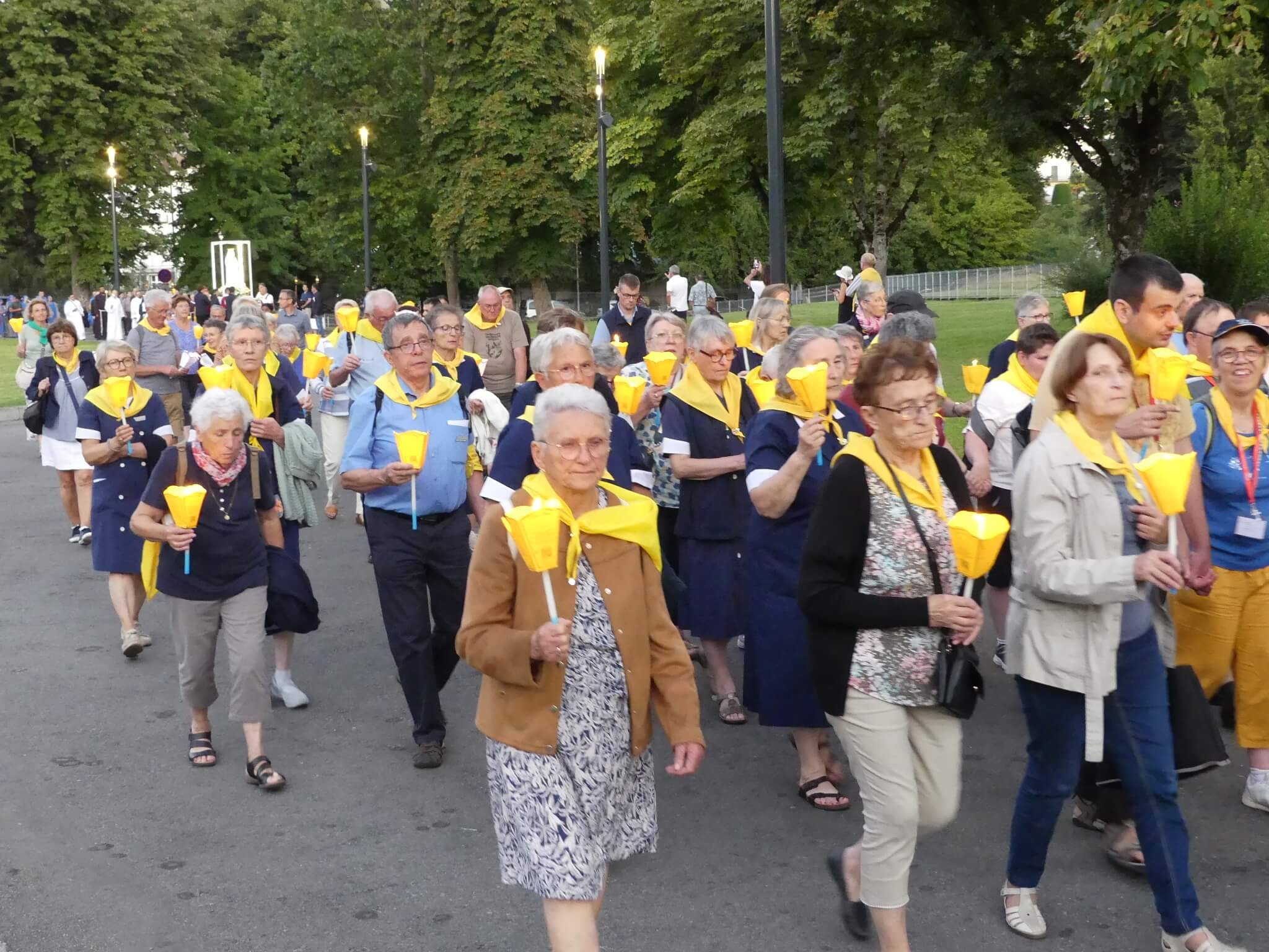 2023 08 08 procession mariale 74 