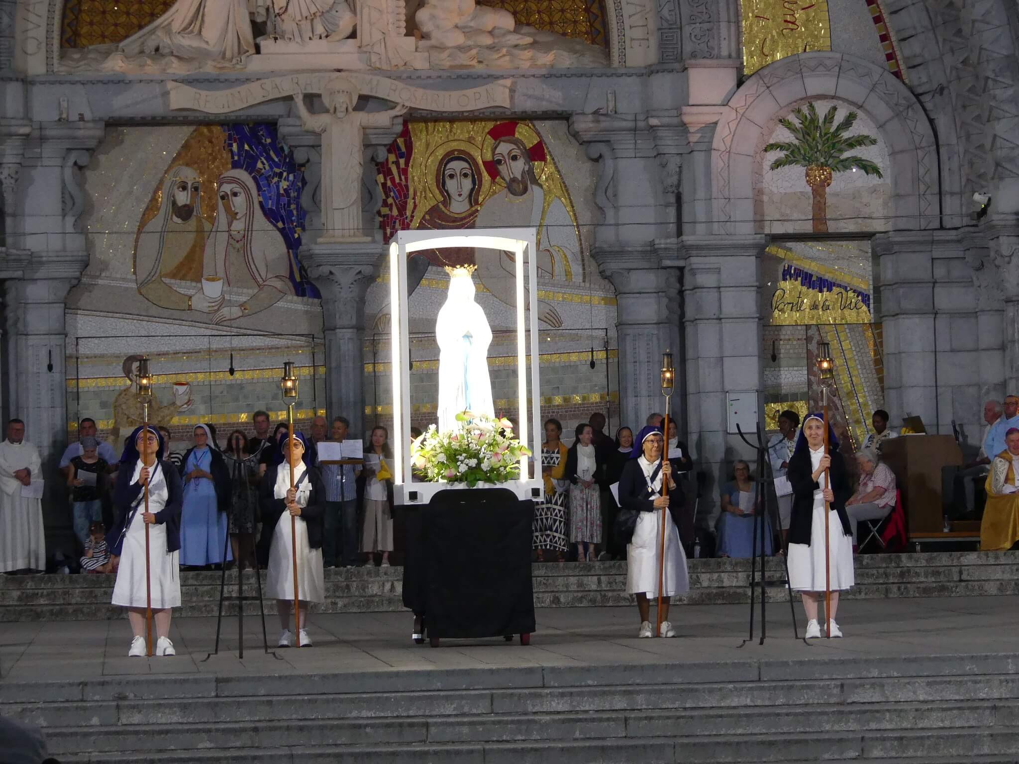 2023 08 08 procession mariale 89 