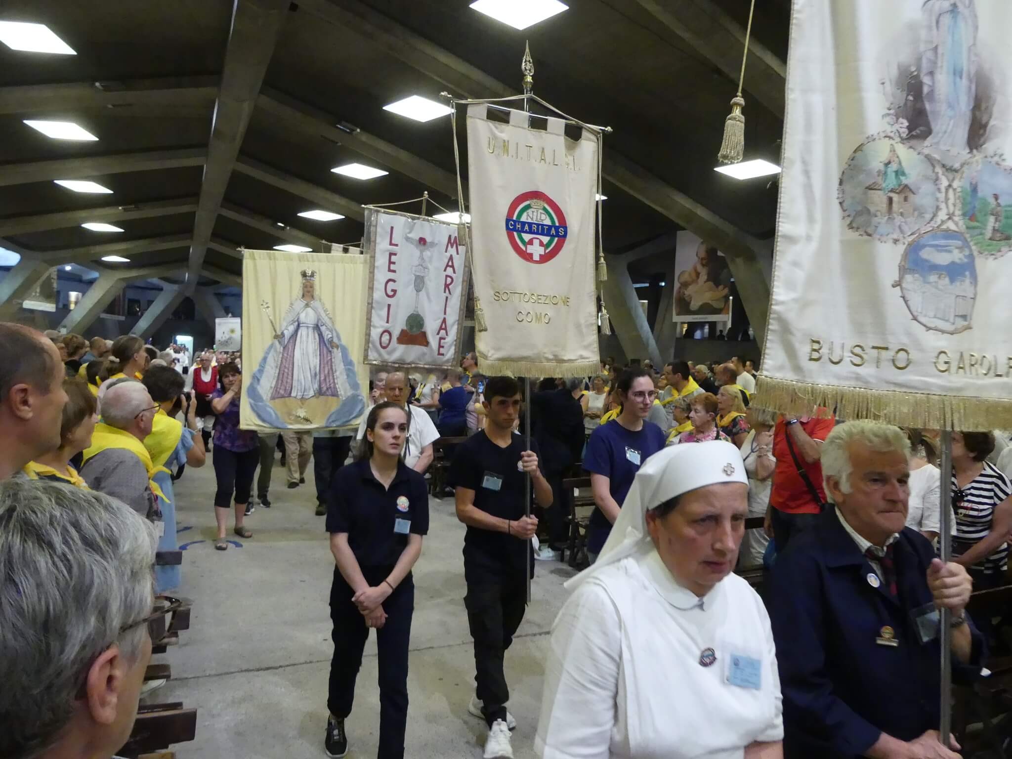 2023 08 09 adoration eucharistique 16 