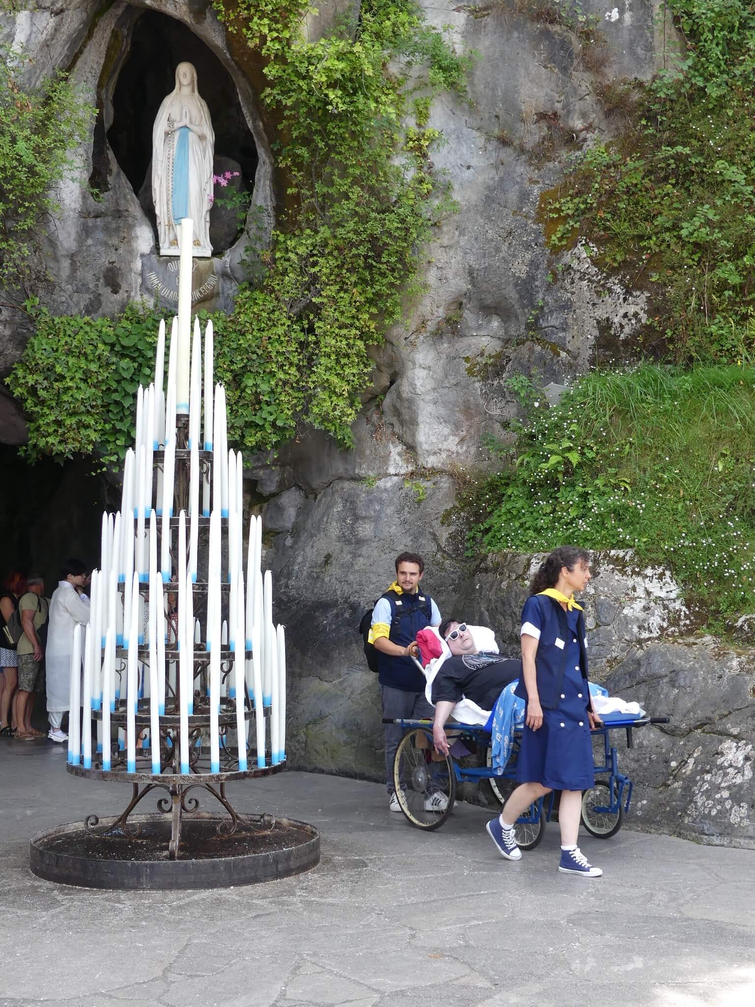 2023 08 10 chapelet a la grotte 12 