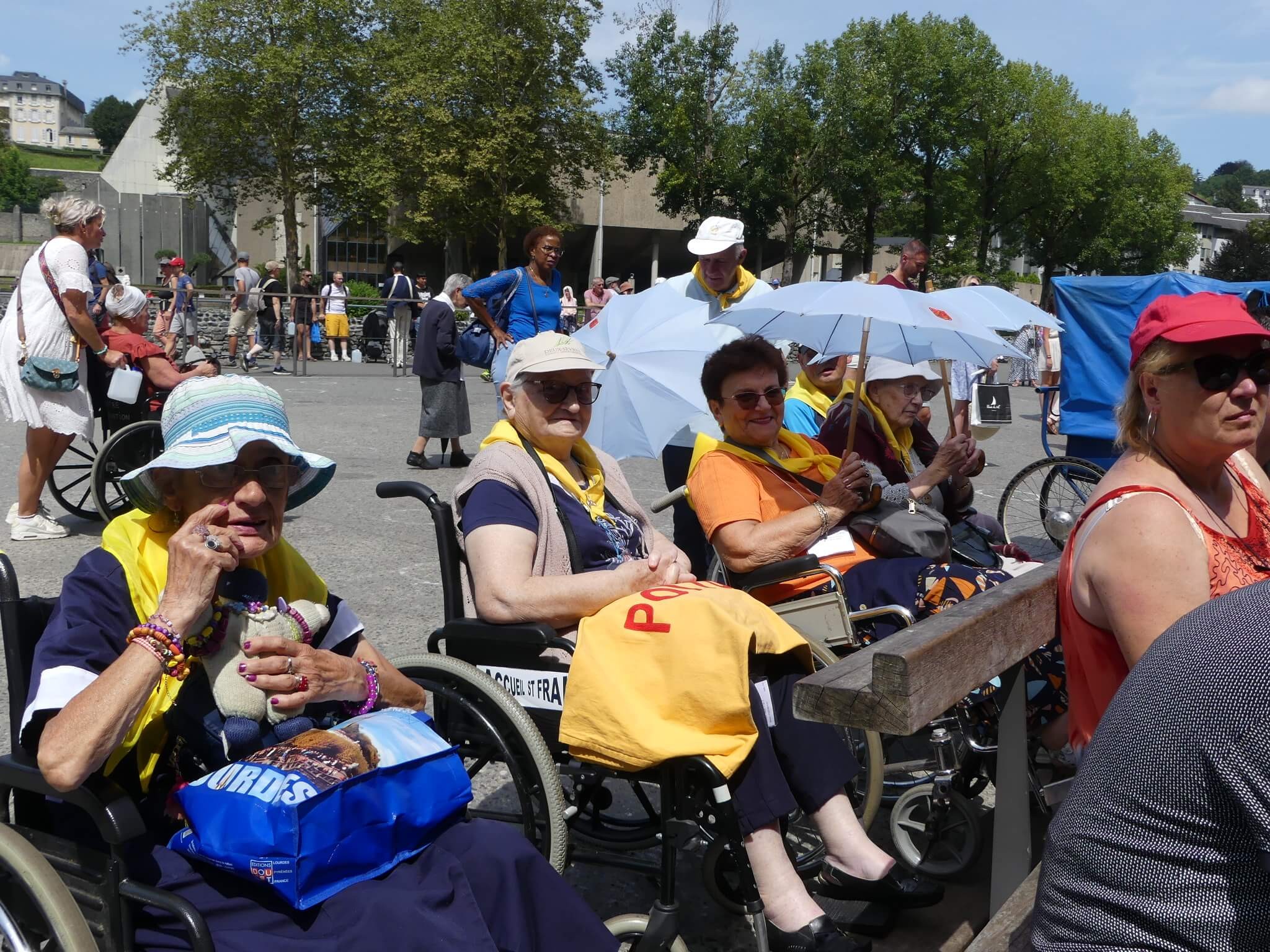 2023 08 10 chapelet a la grotte 2 