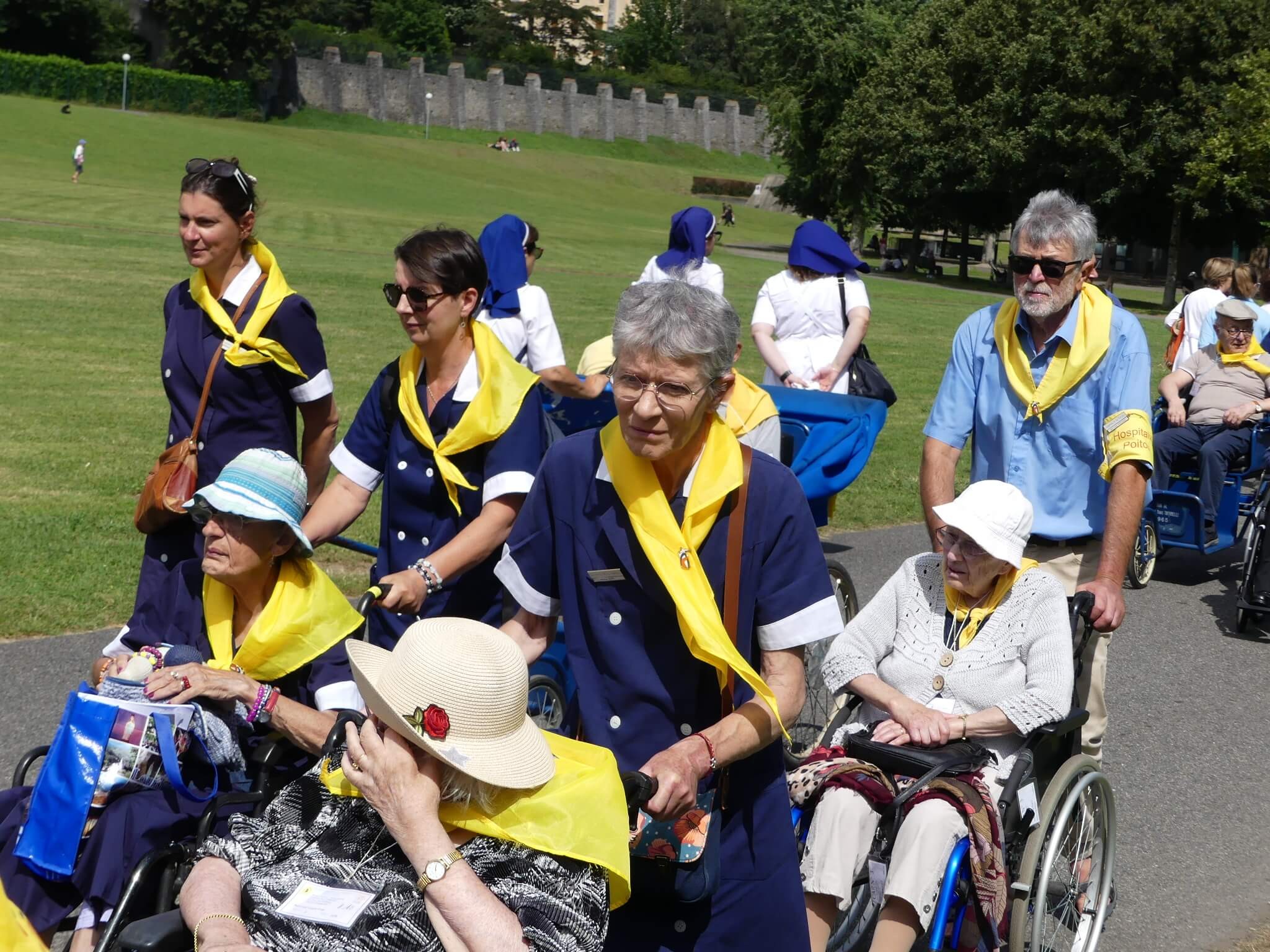 2023 08 10 offrande cierge du poitou 10 