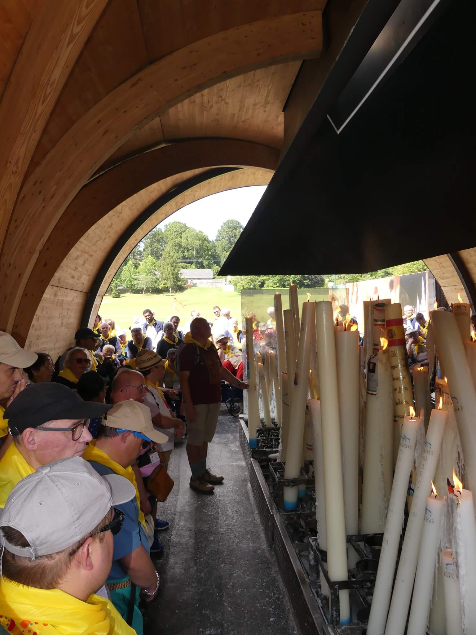 2023 08 10 offrande cierge du poitou 28 