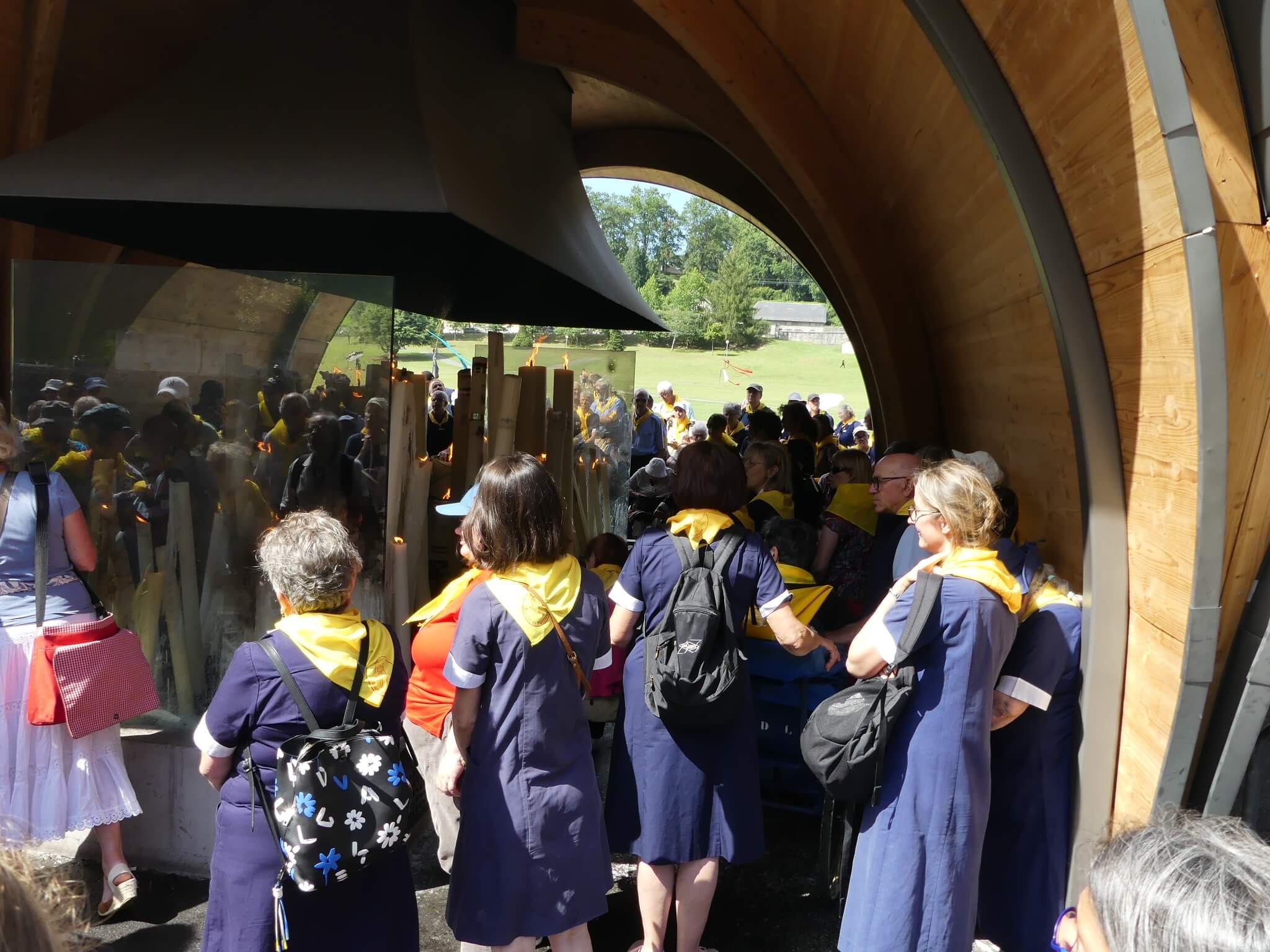 2023 08 10 offrande cierge du poitou 30 