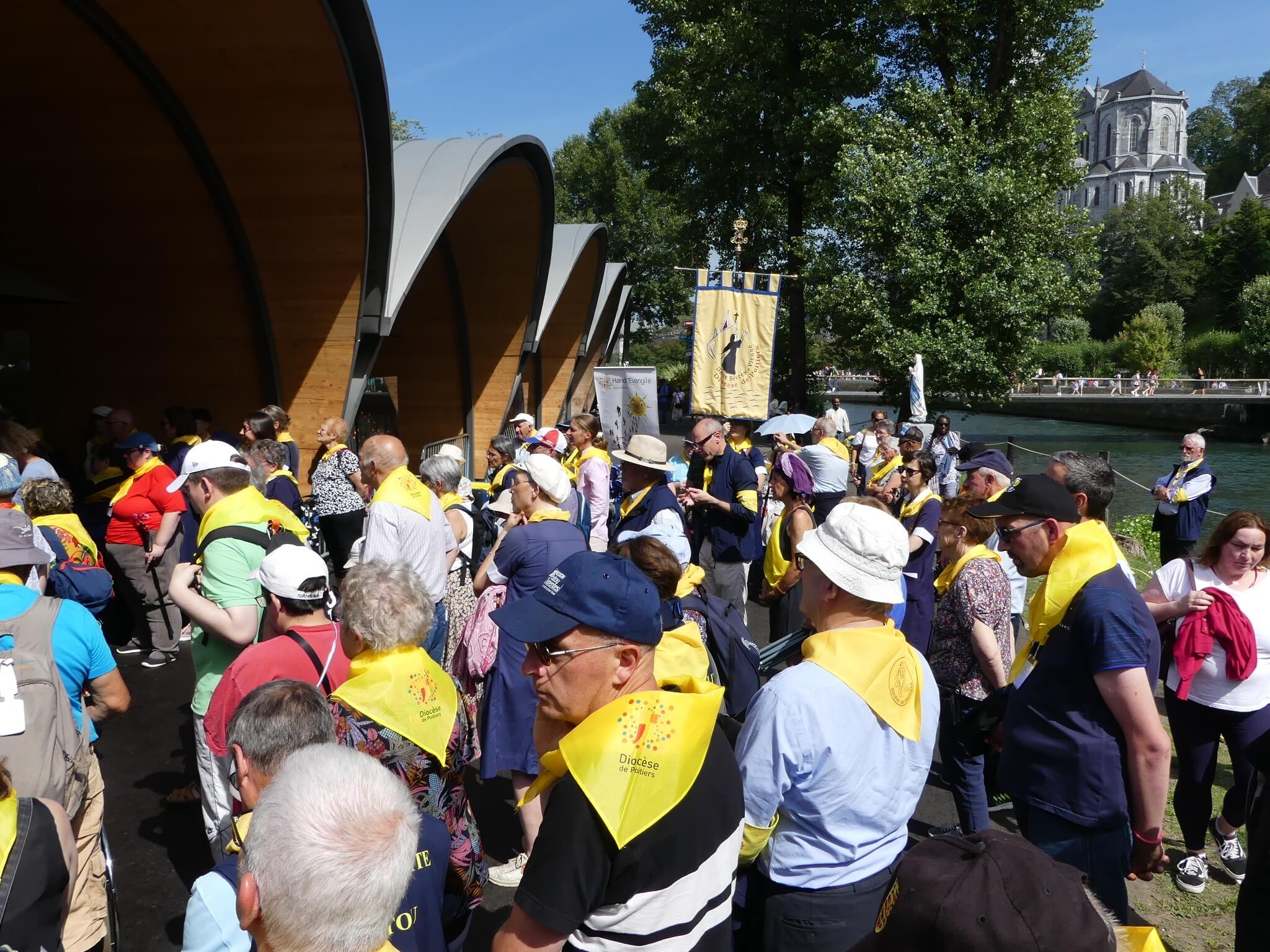 2023 08 10 offrande cierge du poitou 31 